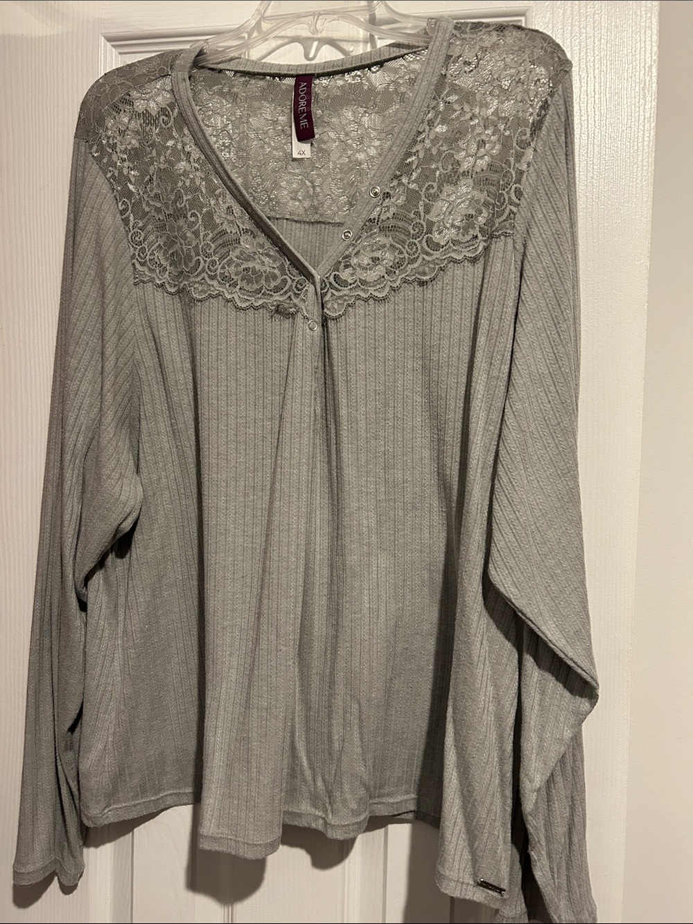 MAKE OFFER! Subtle Snuggles This Fall! Gray Ribbed Lace Yoke Long Sleeve Top